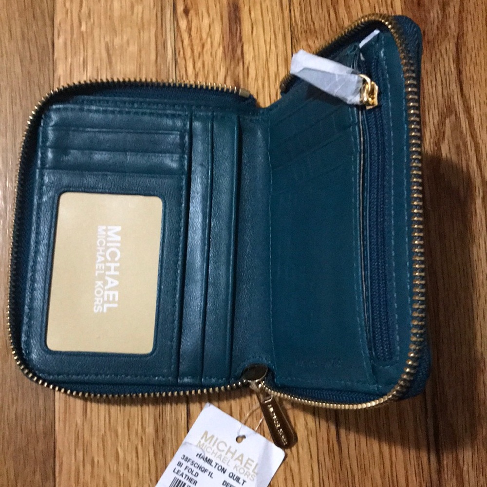 Wallet - Picture 2 of 4